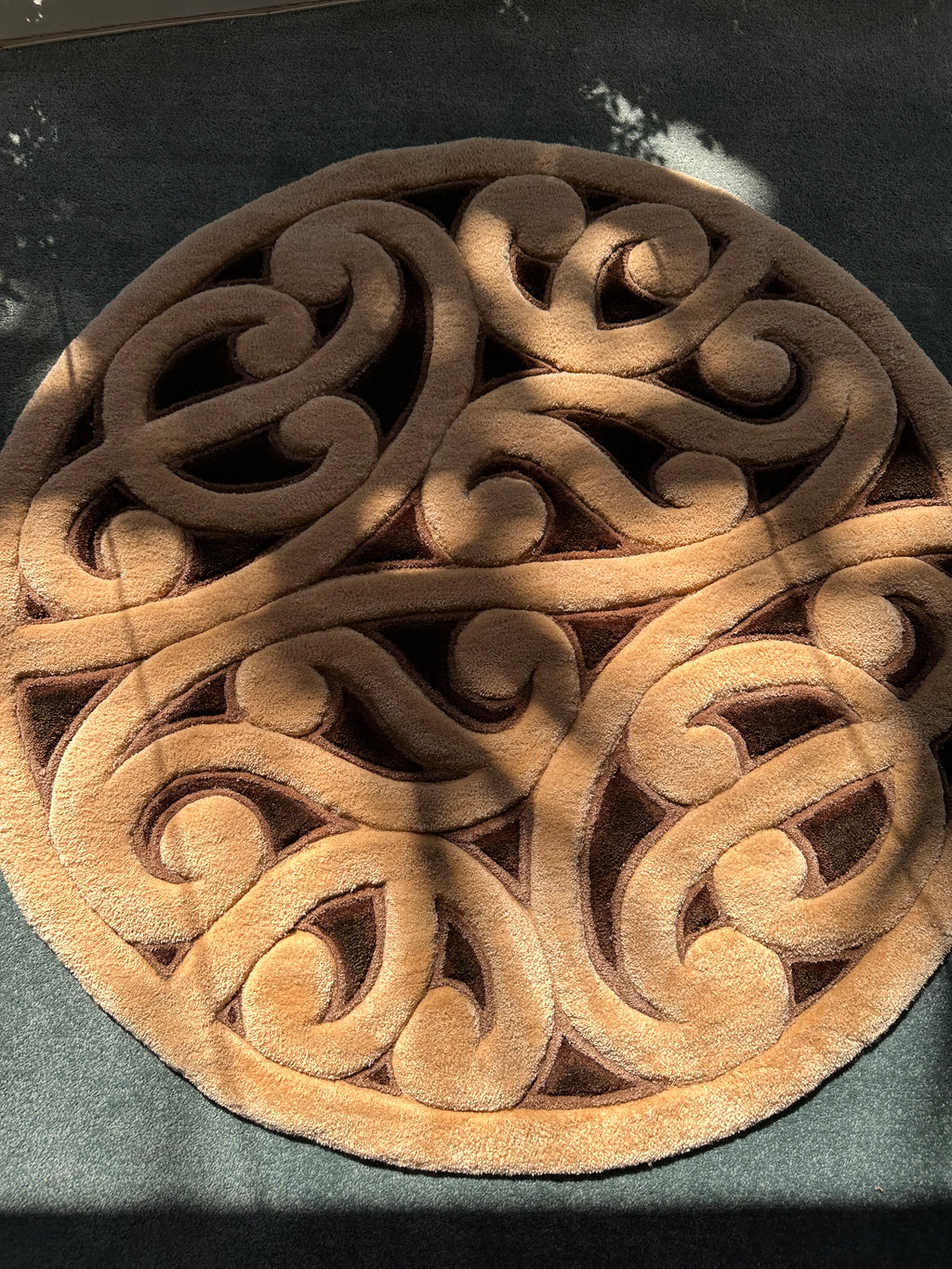 A-NUKU: Porohita (Circular)